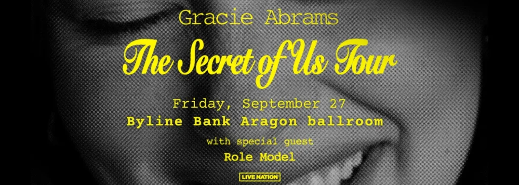 Gracie Abrams at Byline Bank Aragon Ballroom